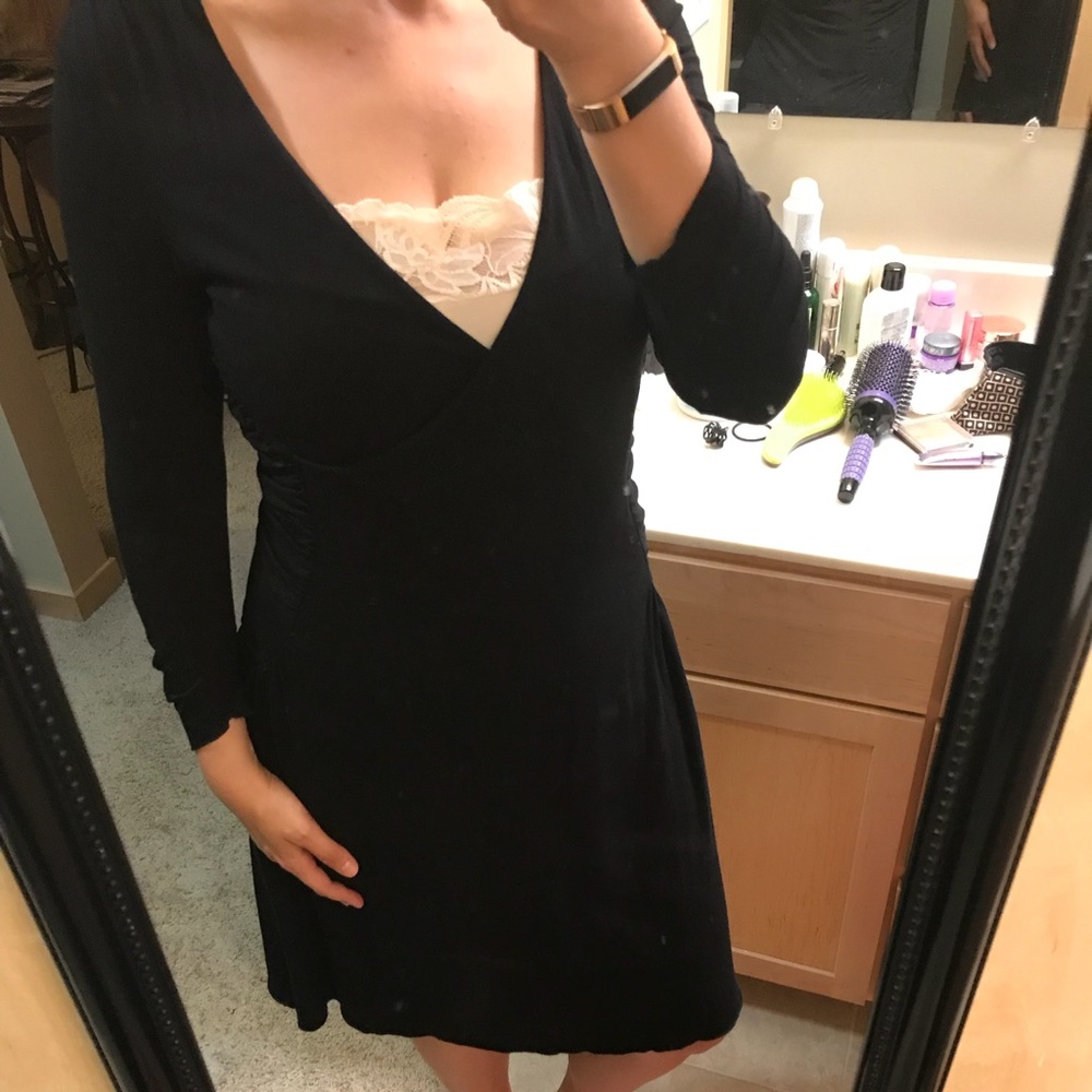 ❗️FREE - Long sleeve black dress❗️
